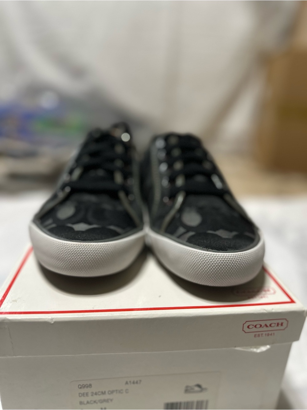 NWT, Coach Dee Sneakers in Signature Canvas, Size 8M, Black/Grey - Picture 2 of 7